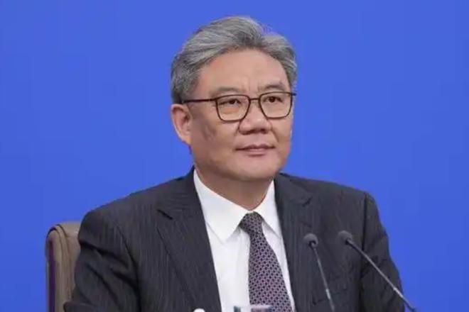 8000公里外传来好消息：以一国对27国，中国硬生生扛住了！就在前几天，欧盟那