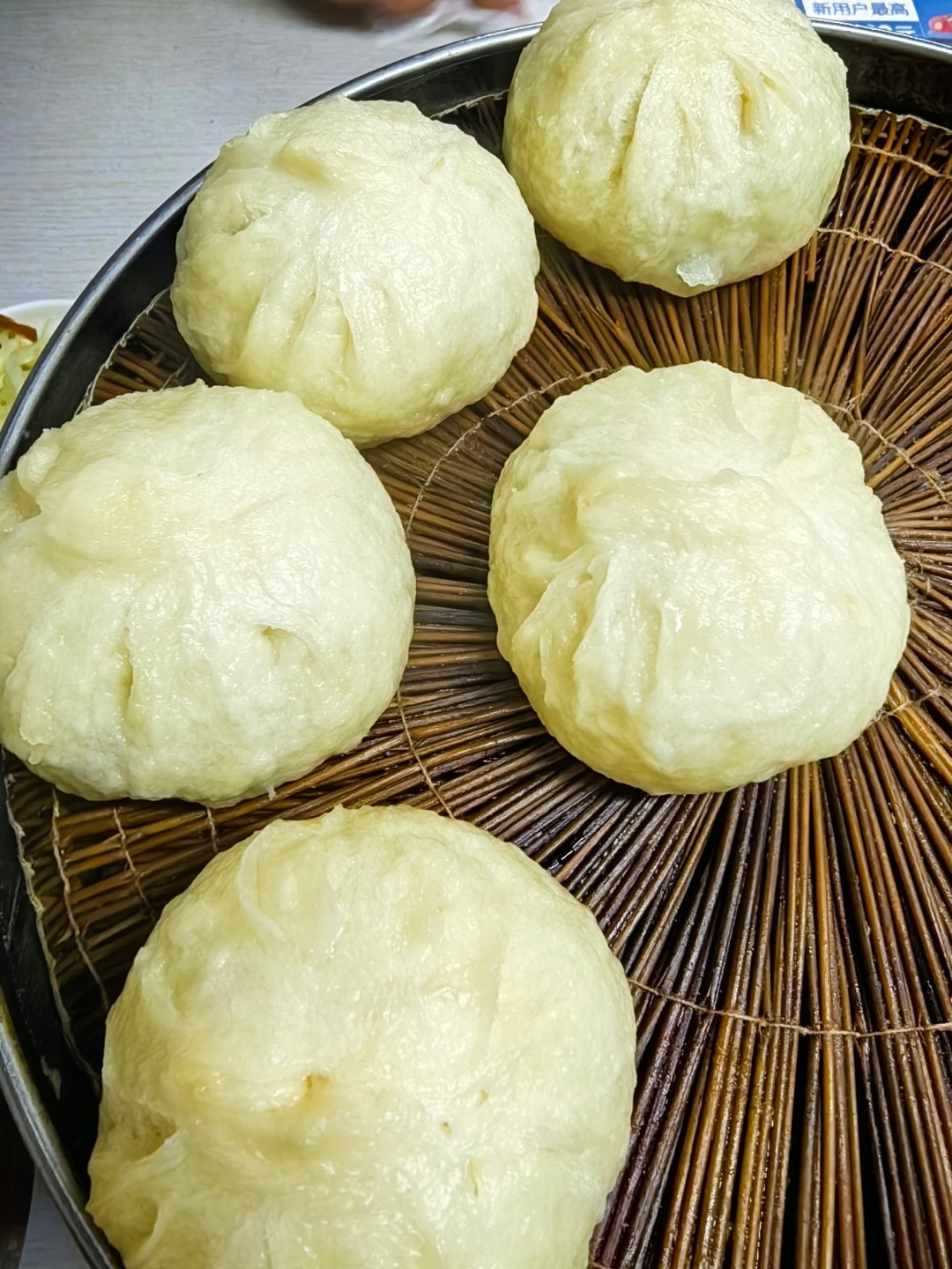 *在路上*自驾游第40天...招牌是蒸饺，果然肉包子差点意思，韭菜鸡蛋蒸饺清淡可