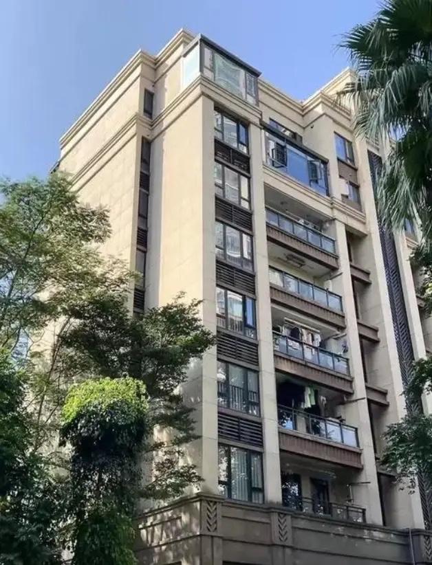 吃相太难看了！深圳卖房惊天漏洞：房主到手672万，买家实付720万，48万差价无