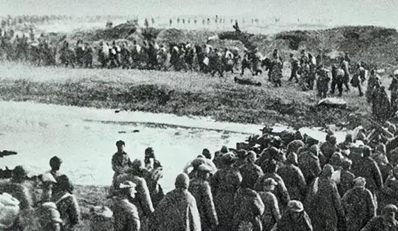 1948年，淮海战役中我军一个连的战士不幸全部牺牲，本以为胜利无望，却没想到12