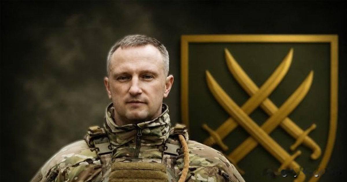 🇺🇦乌克兰武装部队陆军新任司令弗拉基米尔·泽连斯基总统任命斯维亚托斯拉