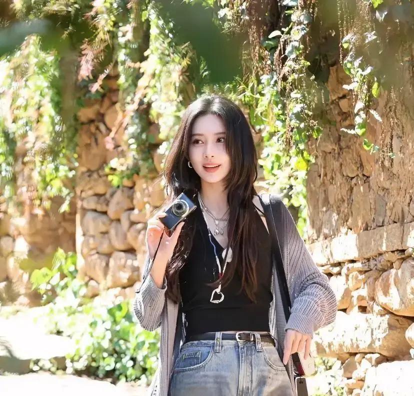 观众看腻了假笑，孟子义突然成了香饽饽。艺恩最新报告：67%观众把“真实感”