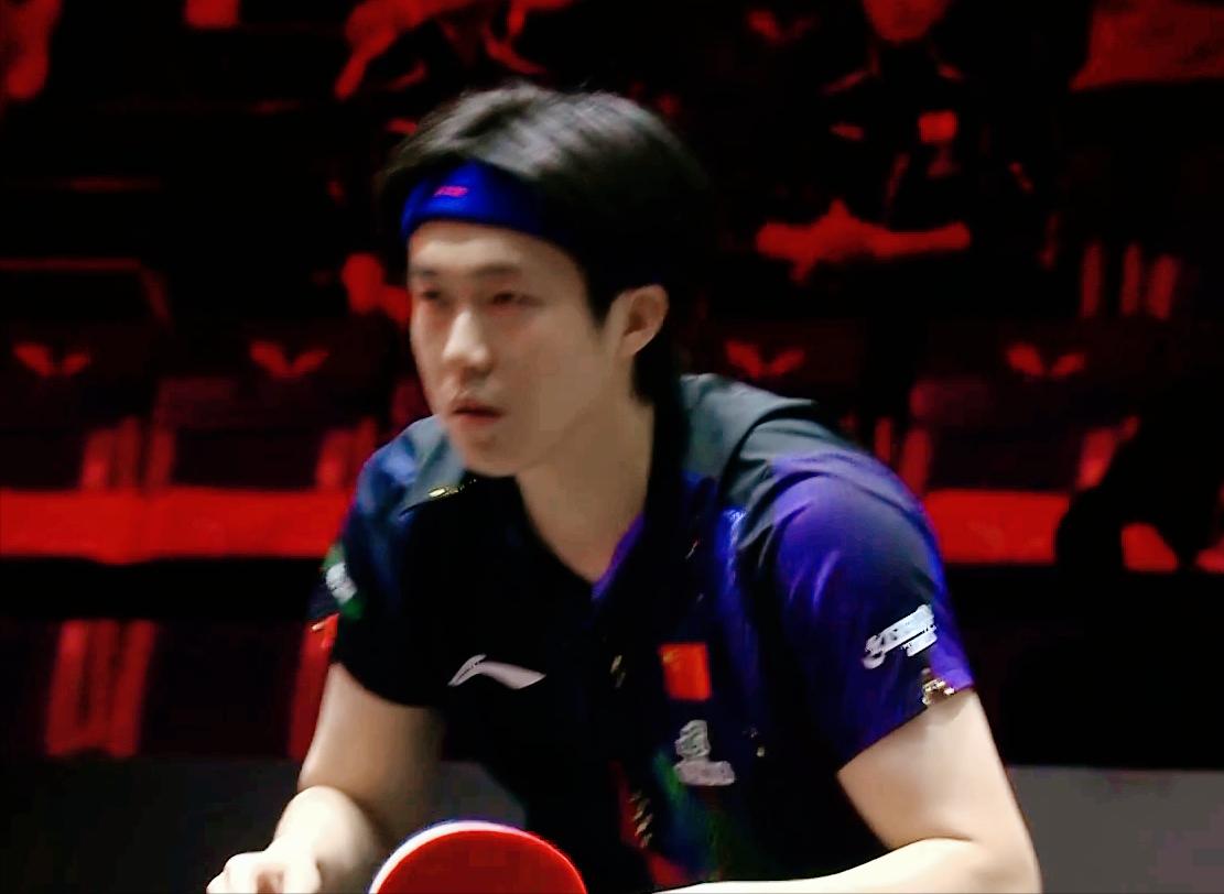 王楚钦打户上，为什么全程高压？程靖淇说：不要给户上喘息的机会，就得全程高压