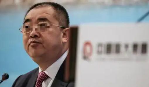 已经移居美国加州的恒大前CEO夏海钧，最近向香港法院申请，想把每月生活费上限