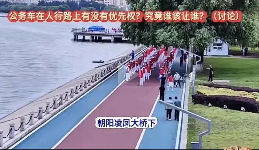 这事儿都过去好几天了，我才看见视频。而且地点我都不好意思说。7月15日辽宁朝阳