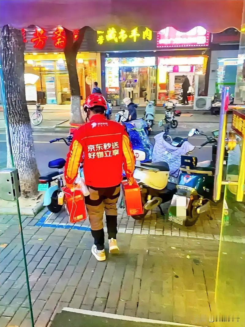 真心觉得，现在年轻人找工作太难了我家孩子是今年应届生，普通二本院校，学的