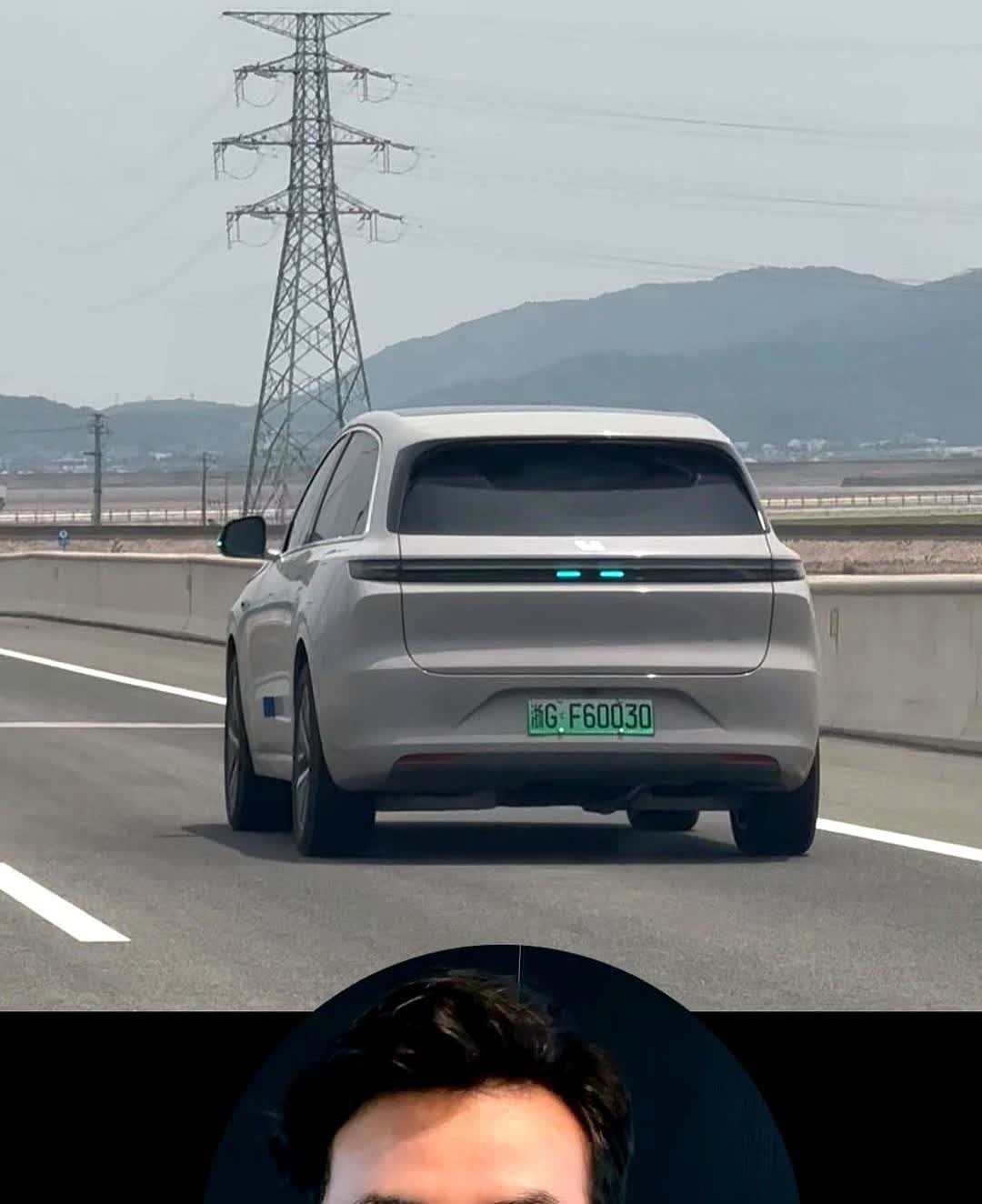 理想汽车智能辅助驾驶，各家车企可以学习一下。我最喜欢理想汽车的一点就是智
