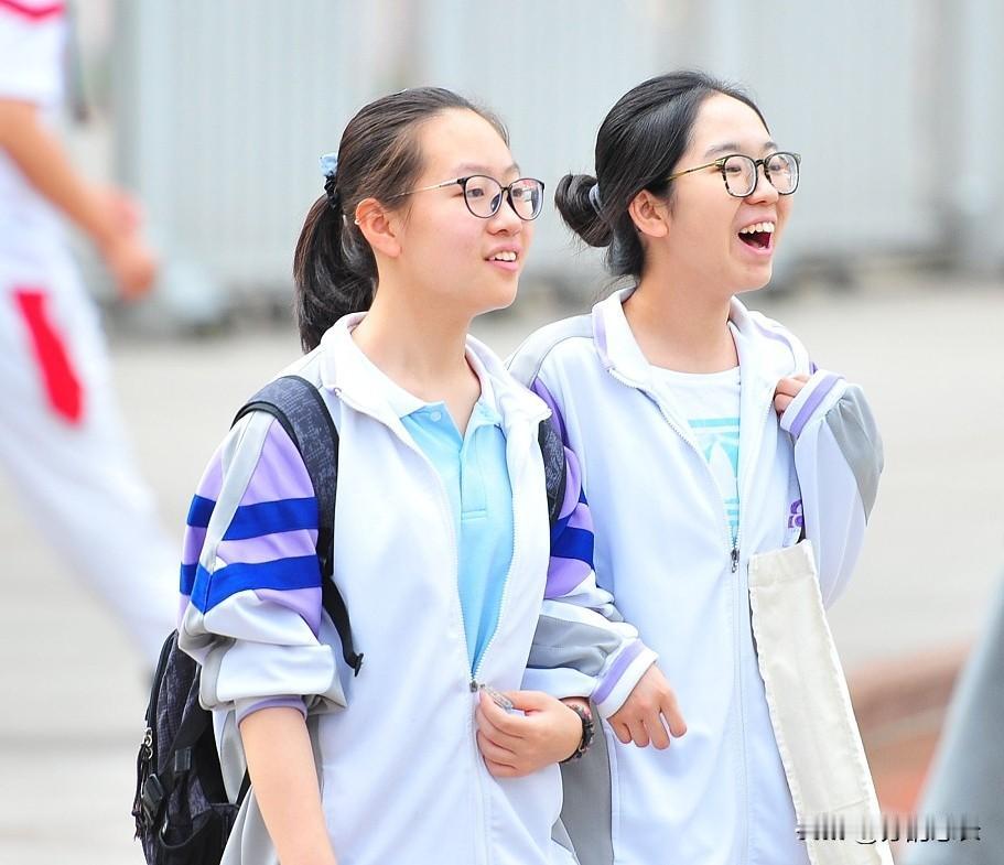 退休老教师说，中考不能决定一生，但能告诉你孩子有多少学习能力。1、中考得分率大