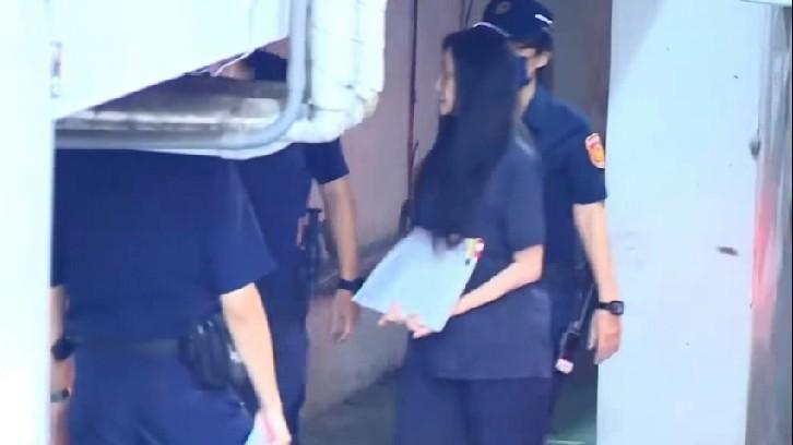 和柯文哲一样因涉京华城案被关押看守所一年之久的国民党台北市议员应晓薇今天在羁押庭