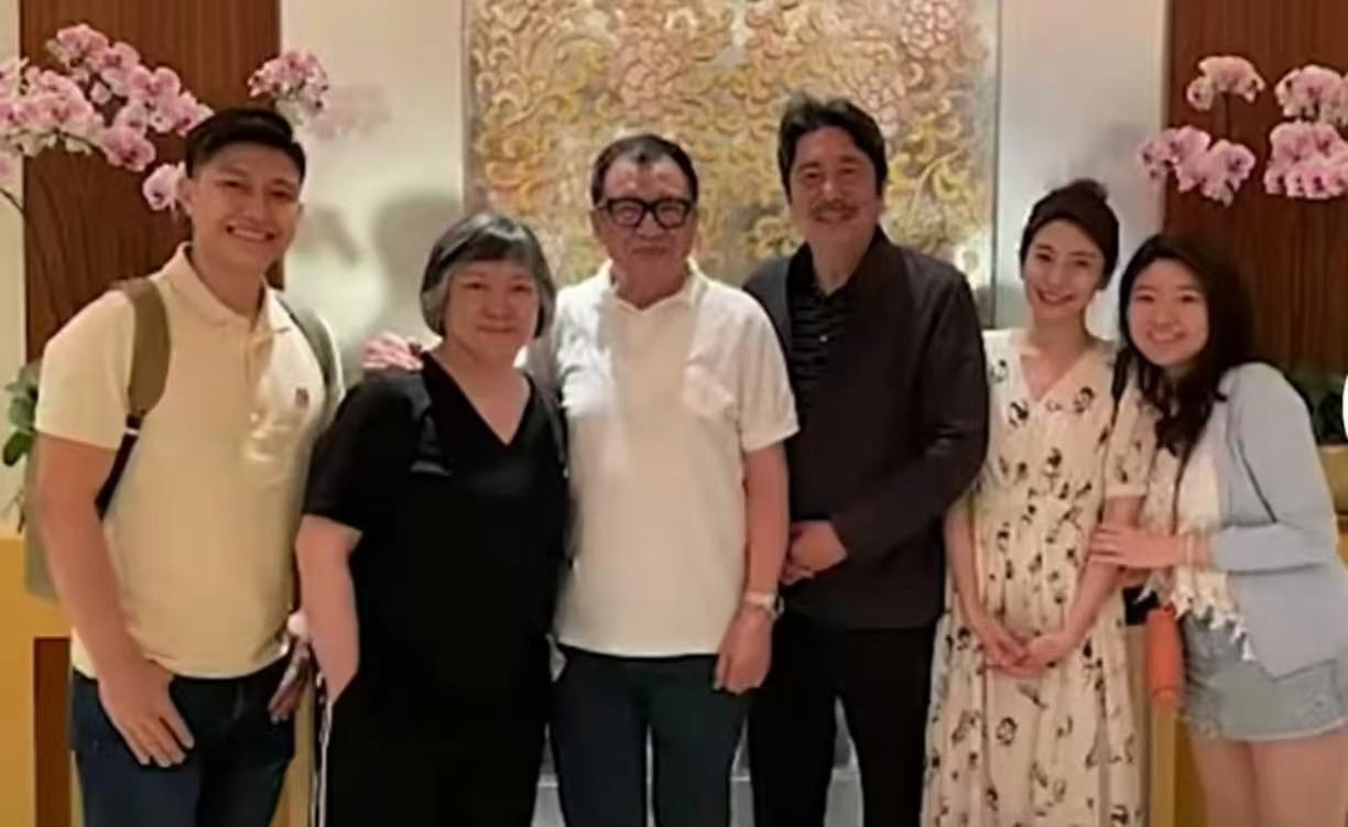 许绍雄出殡时间已确定！这讣文写的相当有水平啊！简直可以说是文本楷模！妻子称为