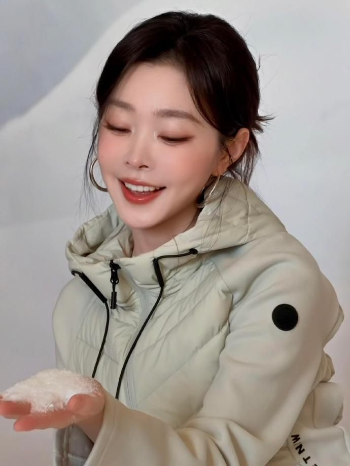 宋轶的飞机脸
