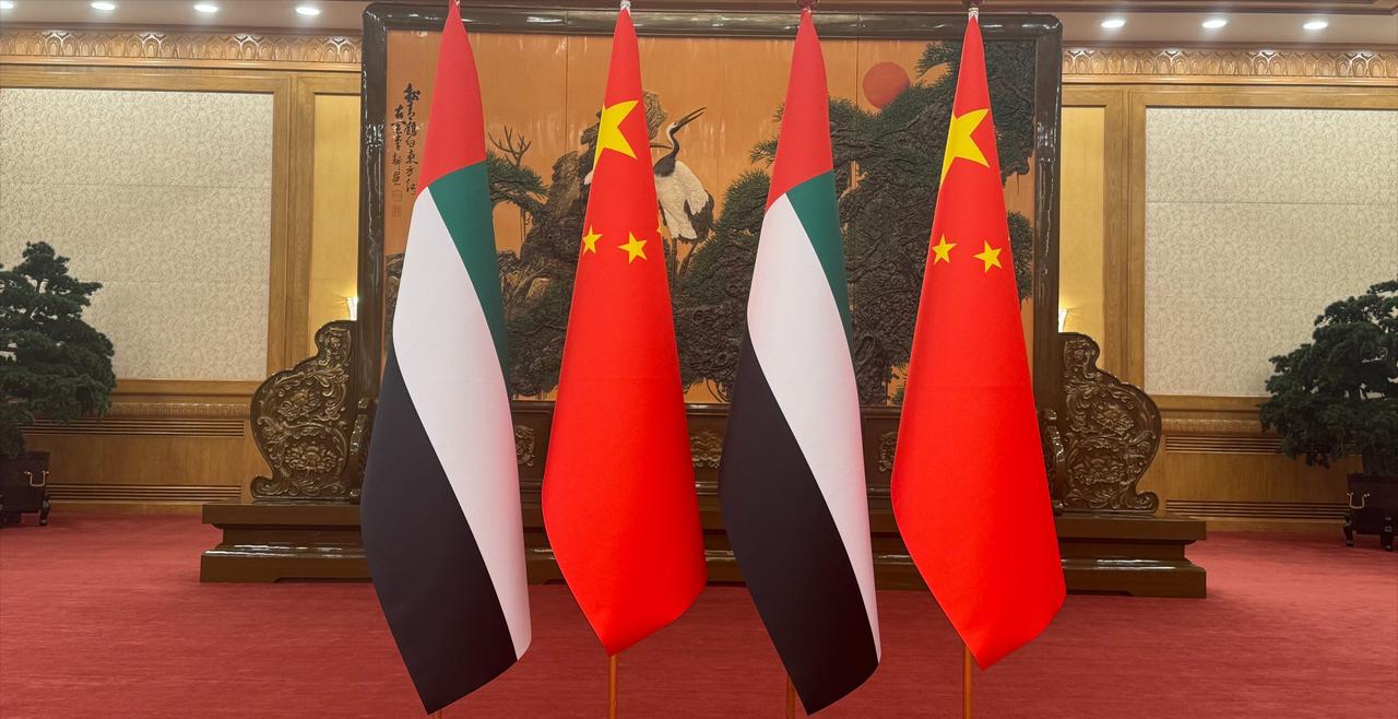 成了，阿联酋答应中国，4月14号上午，阿联酋阿布扎比王储哈立德亲自出面会见中方