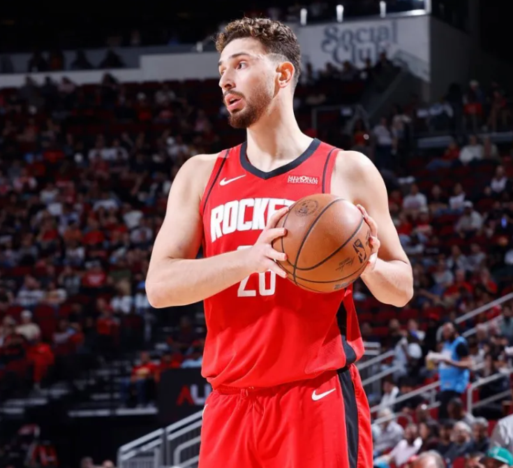 看了三场火箭球，对申京有个疑问以前火箭的比赛看的不多，这赛季看了三场，申京的总