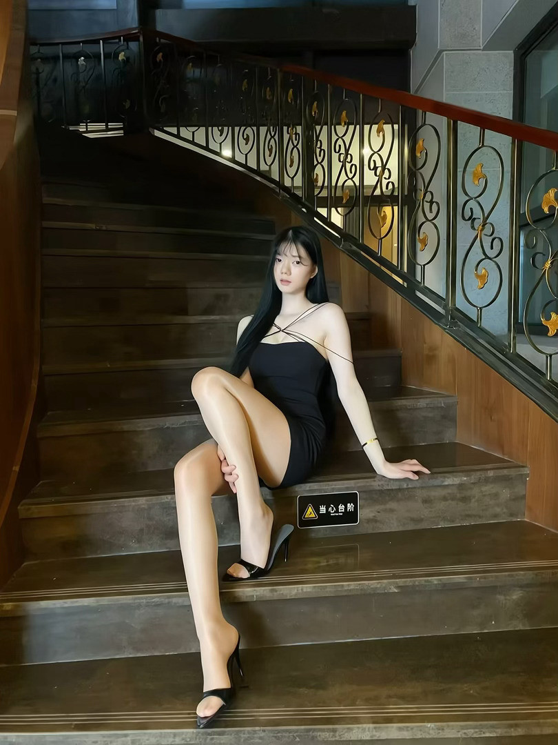 黑色穿穿玉林