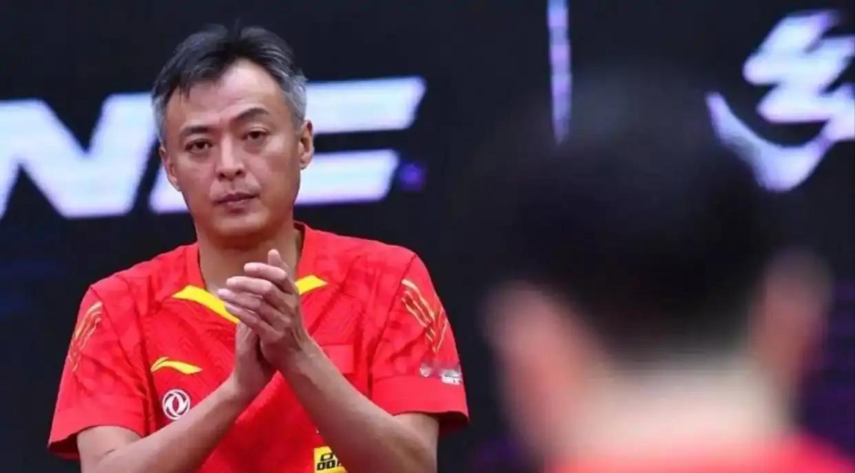 伦敦世乒赛名单确认，弃用温瑞博，任用梁靖崑，对此国乒总教练秦志戬解释道，