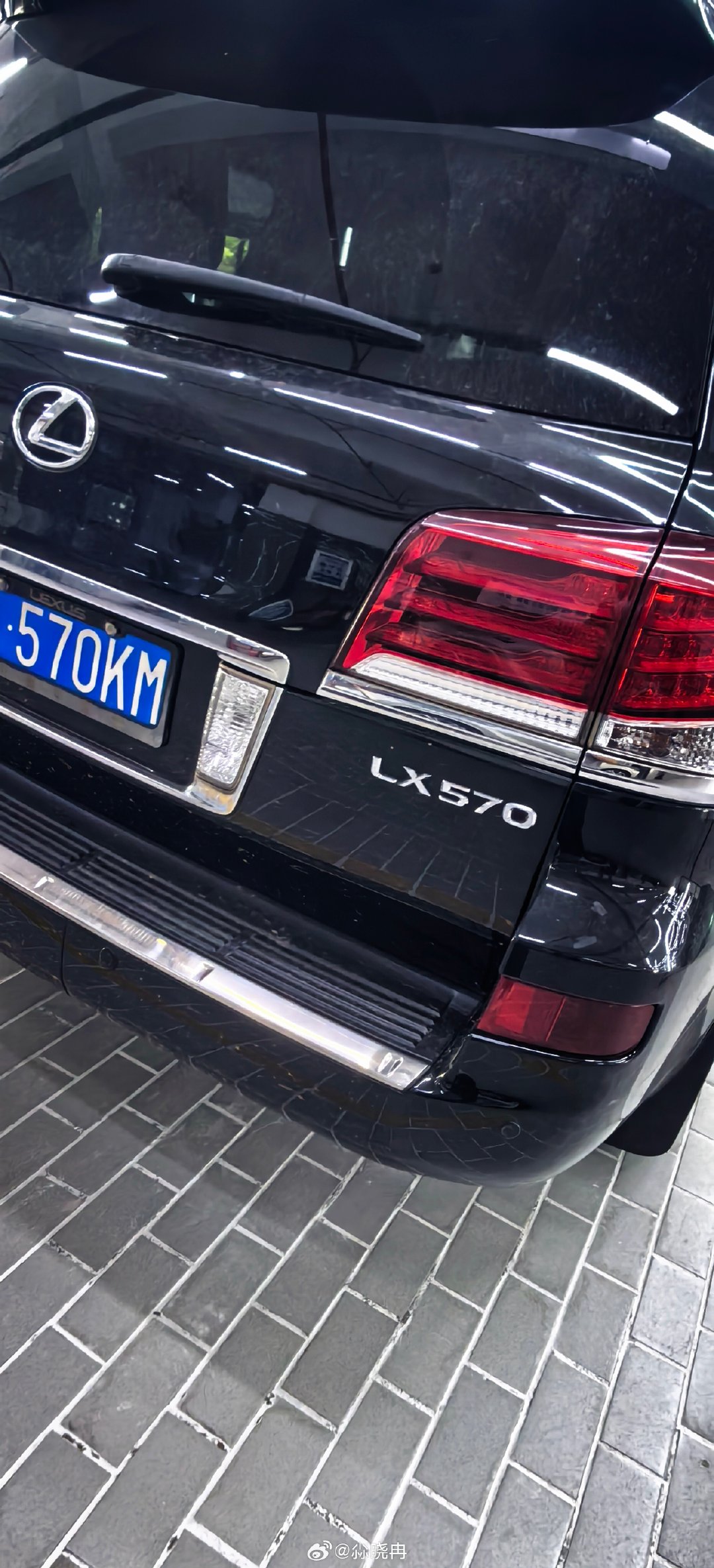 好车配好牌，雷克萨斯570​