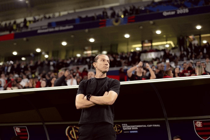 费利佩向弗拉门戈要求教练组涨薪至总包500万欧税后, 或谈崩