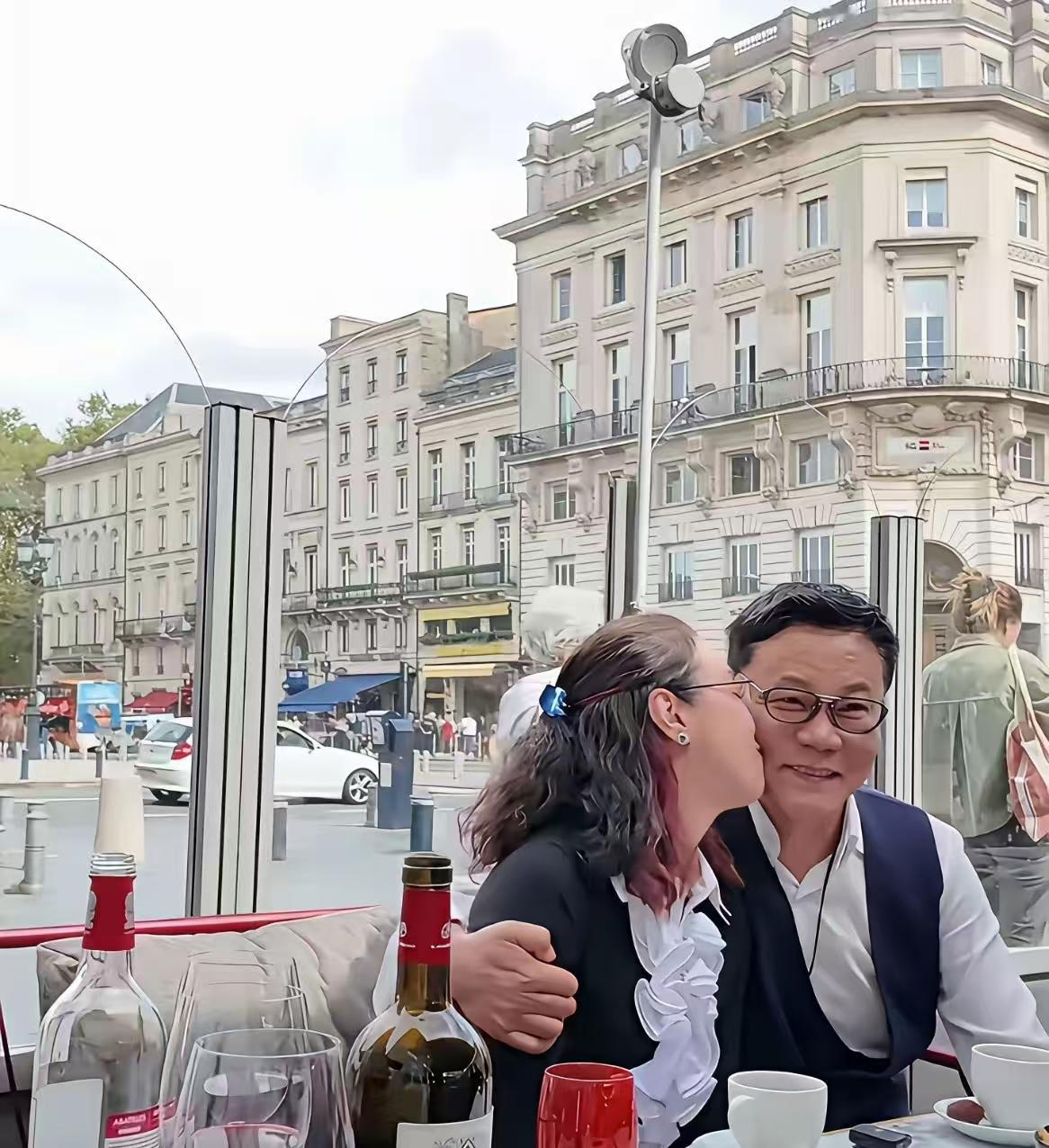 心智成熟的人，有真挚感情的人，不会人前这么炫！日子长着呢，以后嘞……我倒欣赏前妻