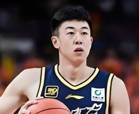 CBA状元登陆乡村赛场！王少杰签约山西村BA球队王少杰已经抵达山西，正式签