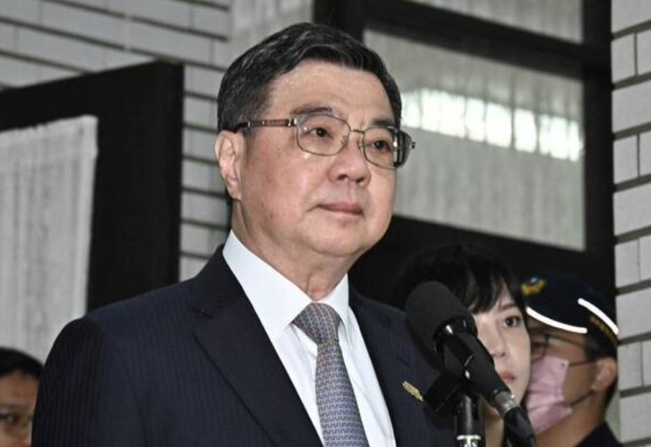 卓荣泰对我们放硬话！卓荣泰声称，任何国家都没有资格“侵犯”台湾！11月4日，岛内