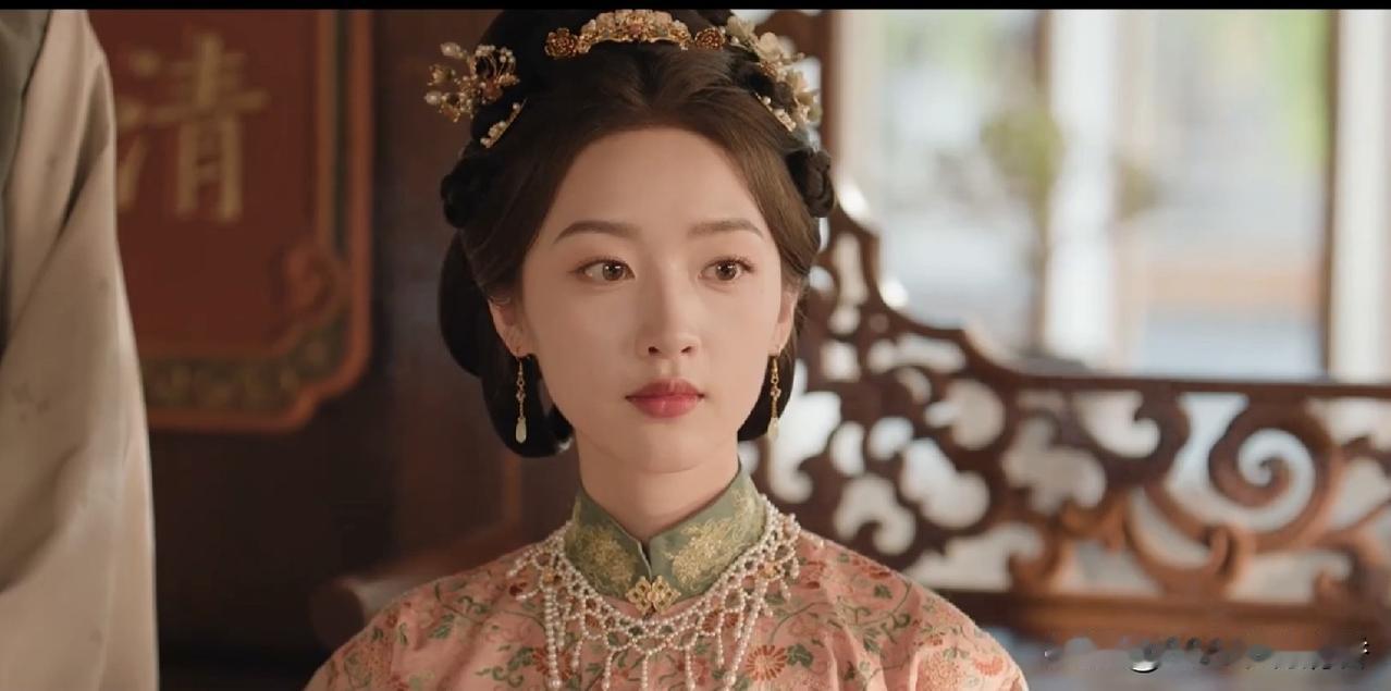 电视剧《花开锦绣》中，傅庭芸（邓恩熙饰演）怎么也没想到，看似体面温和的俞夫人（