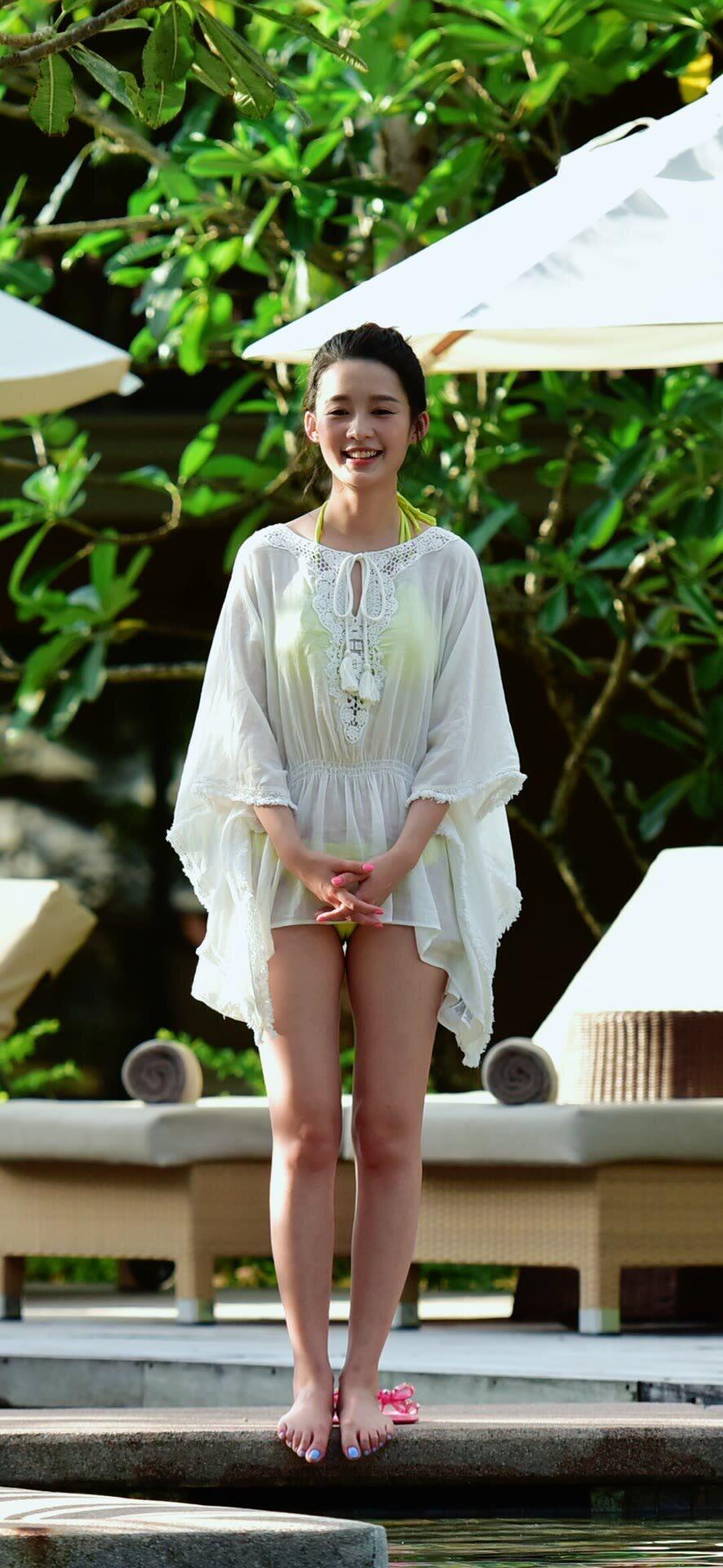 🆘‼️‼️泳池里的李沁也太灵动了吧​​​