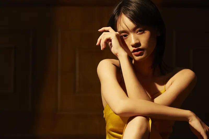 少女演员就医遭粗暴盘问：妇科检查为何成了道德审判？演员文淇近日在播客节目中回忆