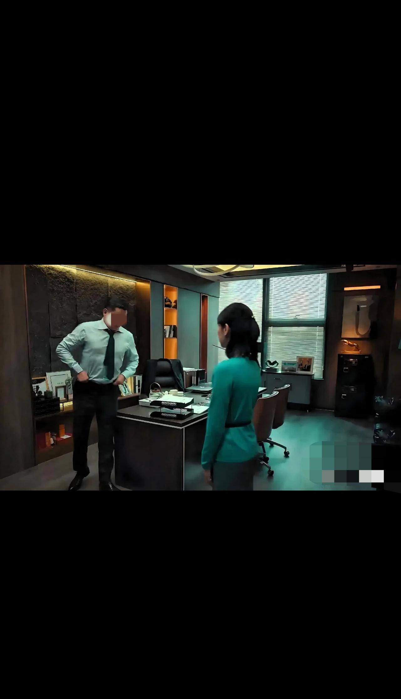 色令智昏！”新疆，已婚男子试图与一女子发展成情人关系，得知女子卖房缺钱，他挪用公