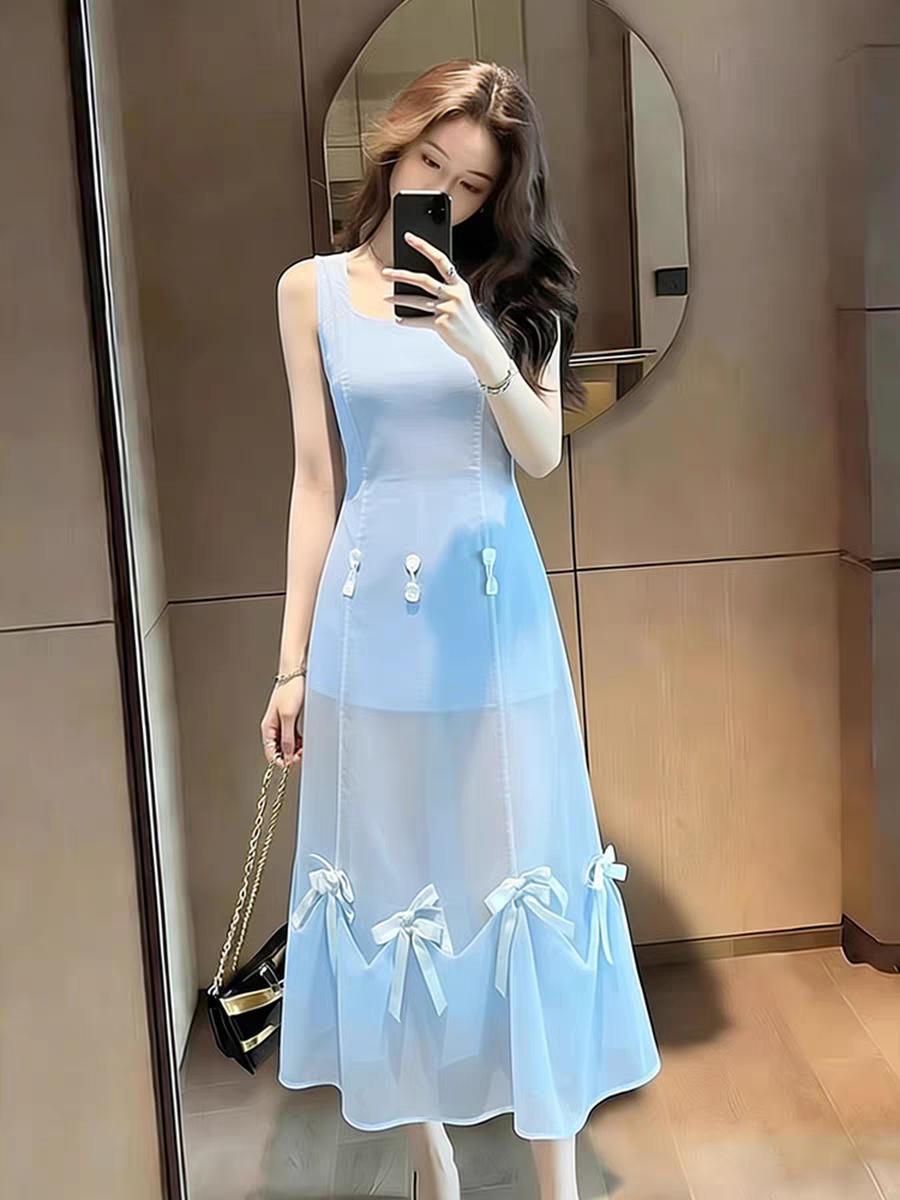 相由心生，眼中有光，自然万物可爱。人间值得，才会未来可期。做漂亮的自己！