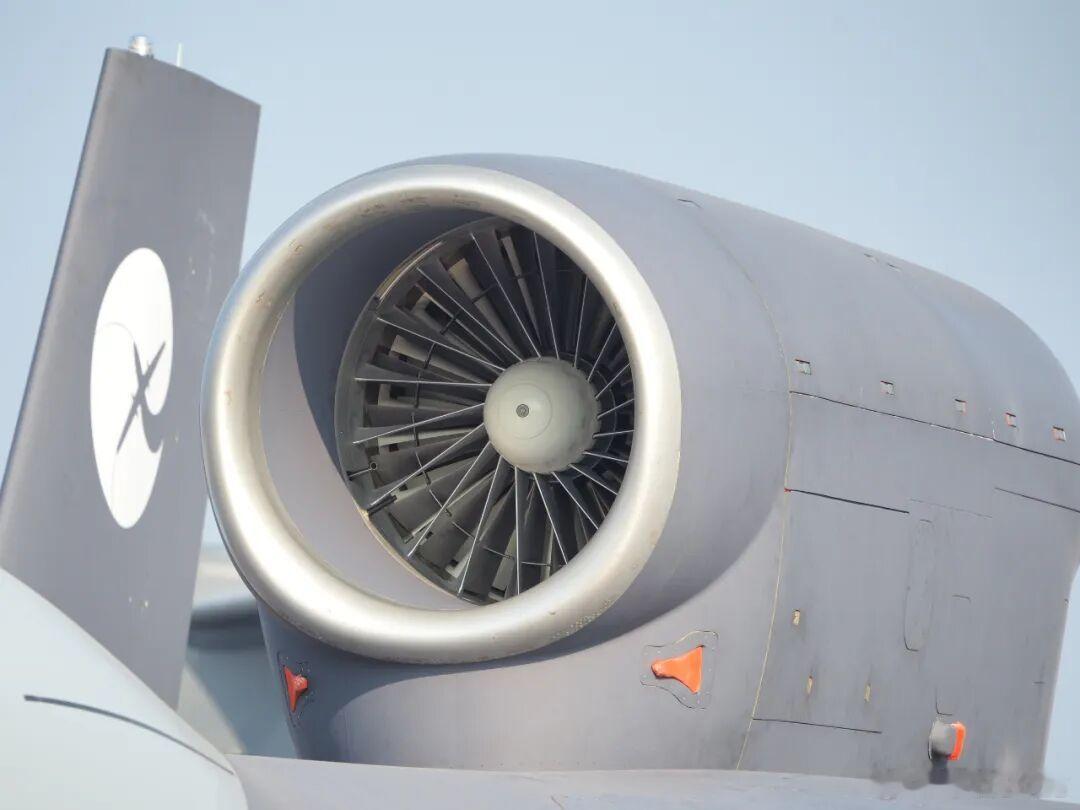 歼轰7首飞37周年JH7的再生！尽管在体系和新式远程武器加持下，它仍能发挥重要的