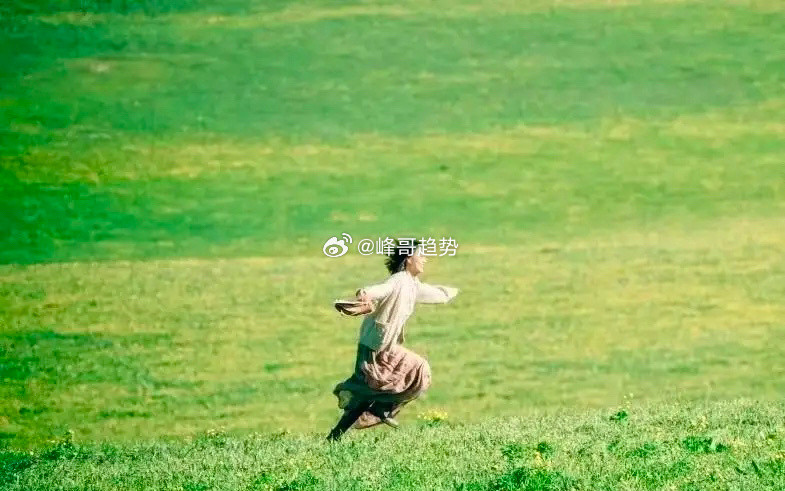 a股这一轮调整，跟以往牛市不一样，先是调整融资杠杆比例，接着，国某队给市场降温，