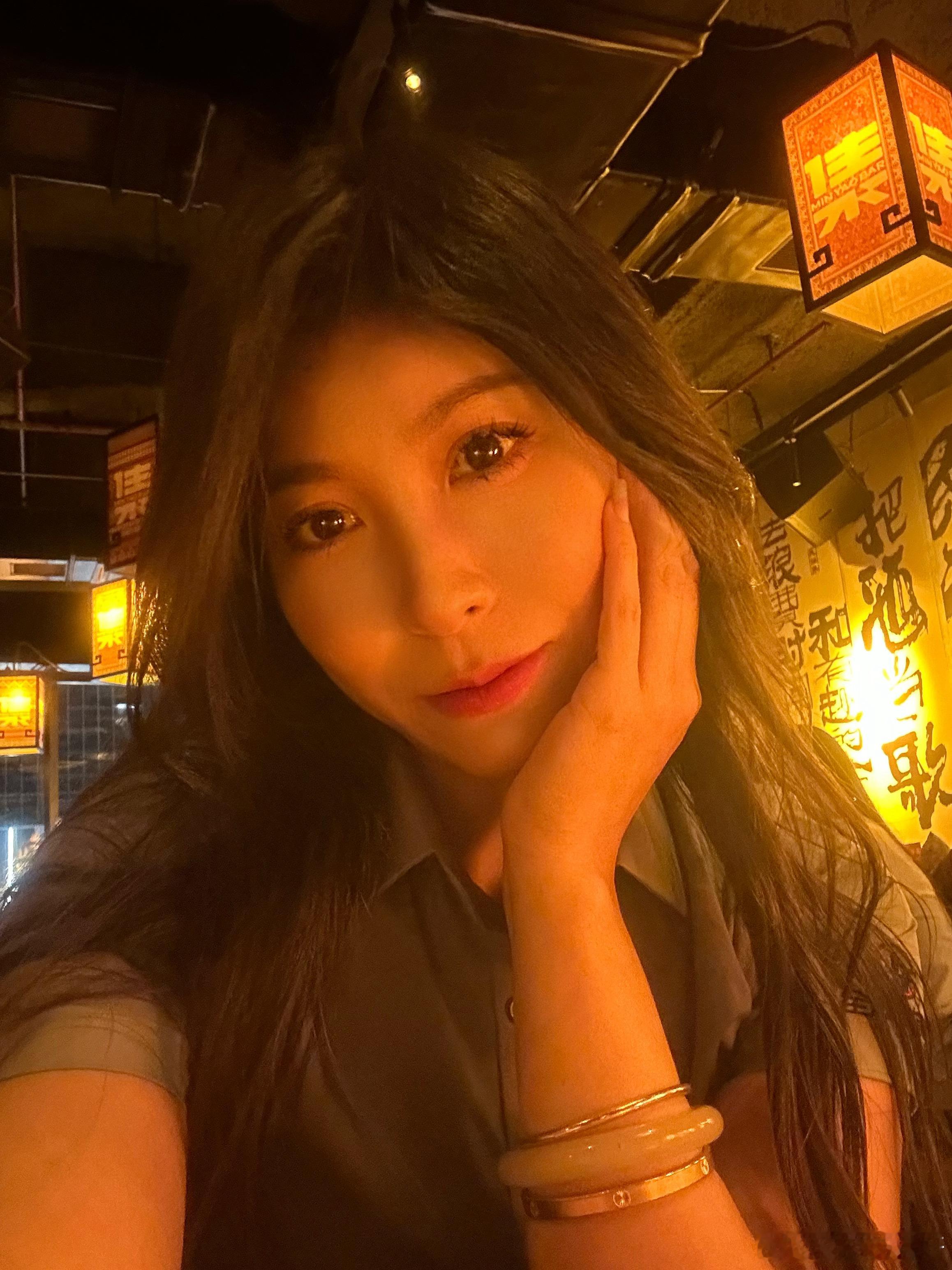 🖤姐妹生死局～🖤穿着工装就把我薅来了🖤也是没谁了哈哈哈哈……​​​
