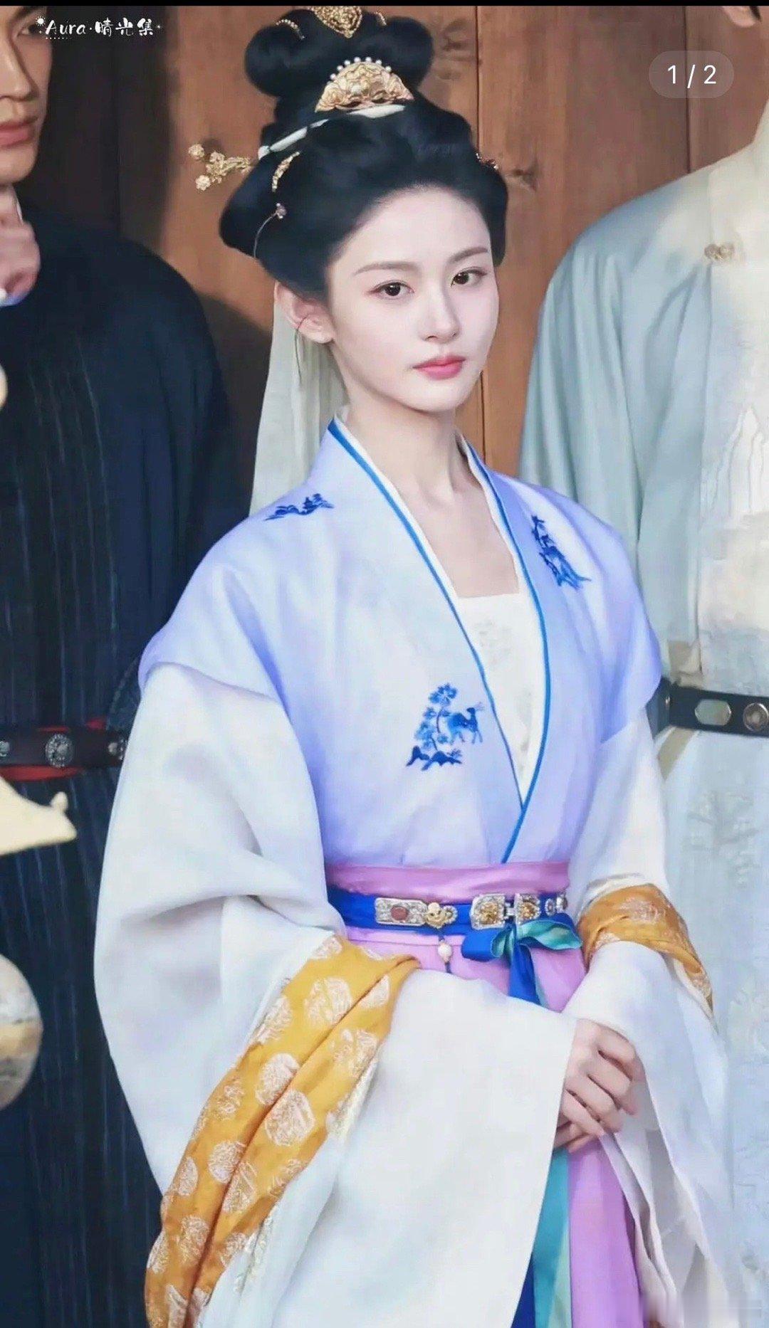 赵晴真的能上位流量花吗？感觉她瘦了好苦相