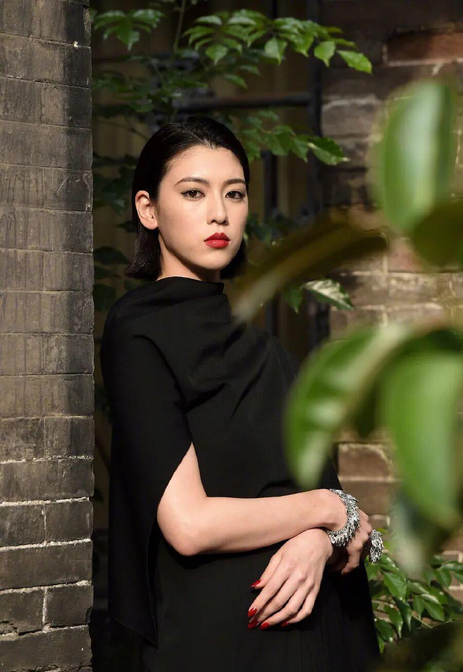 三吉彩花次元新星计划国漫动漫
