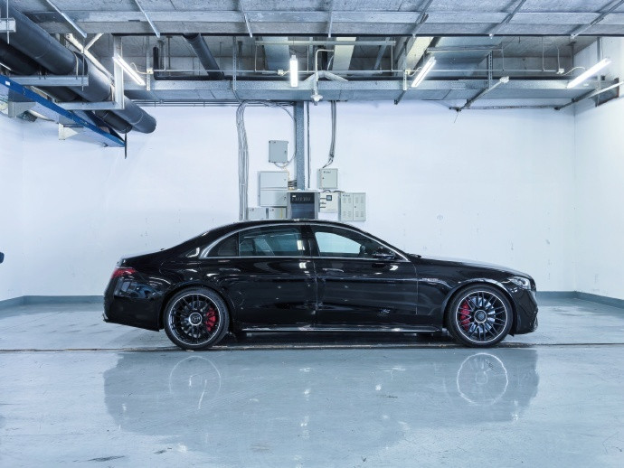 Mercedes-AMGS63Lamg驾驶学院这狠amgamg奔驰有了AM