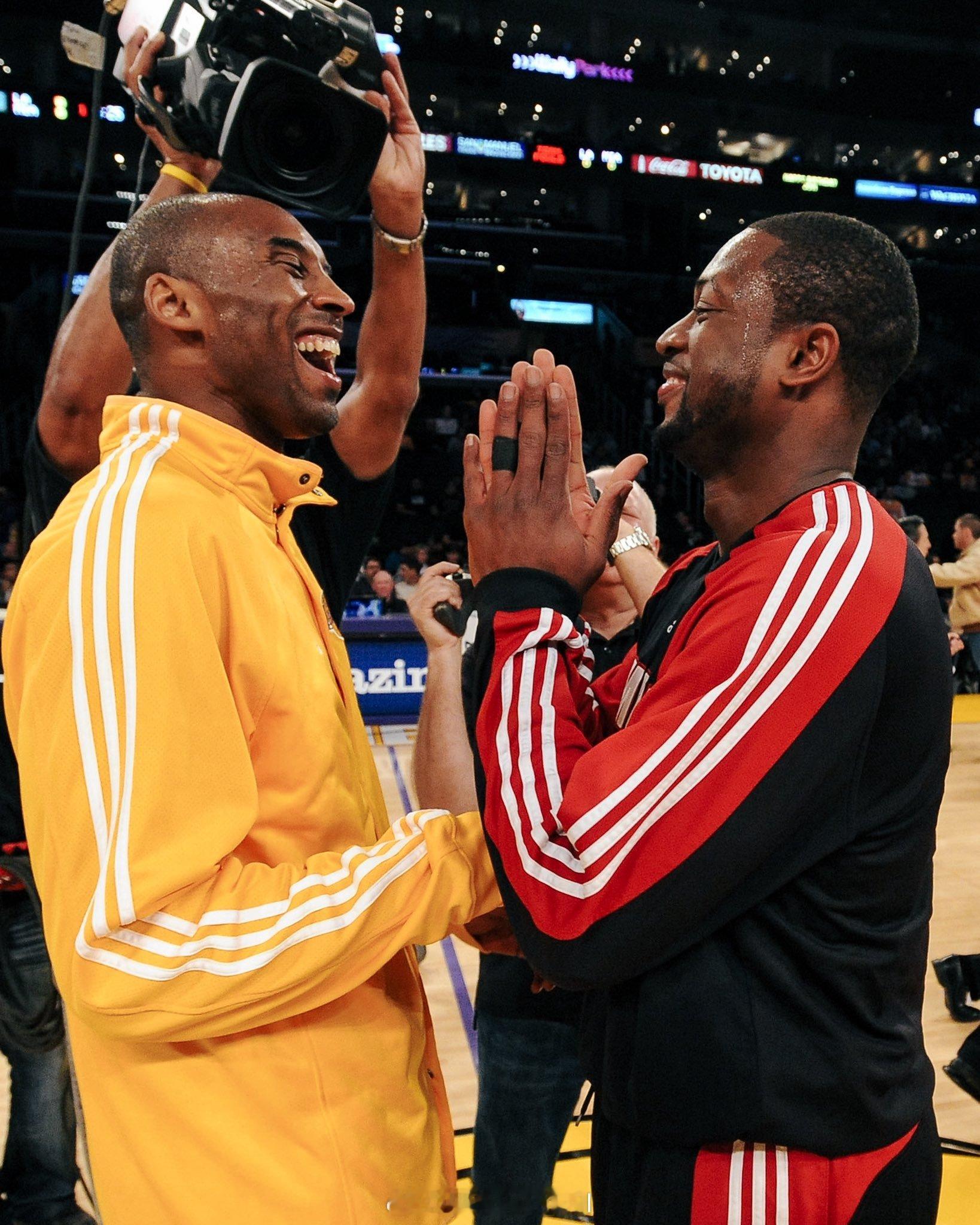 热火官方晒照祝科比生日快乐HappyBirthdayKobe❤️​​​