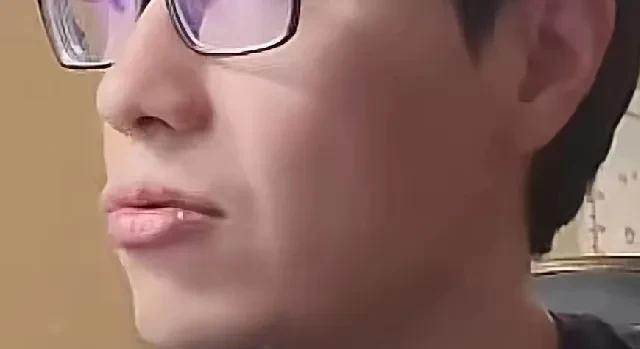 “不看好”就对了梅伦多加盟海港，总有人心里不舒坦。我这儿刚引进阿苏埃，你就把梅