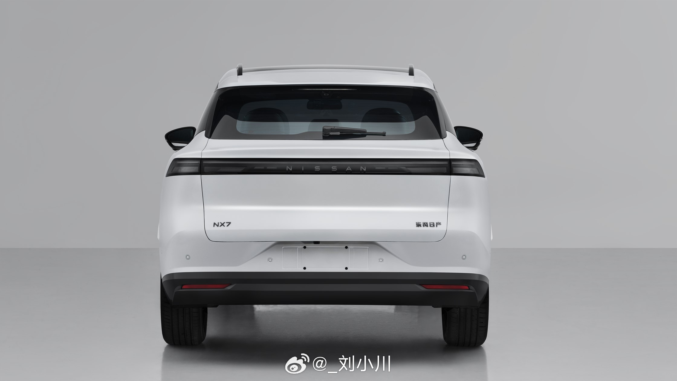 东风日产NX7申报图曝光东风日产NX7申报图曝光，新前脸+尾部造型，大家觉得怎