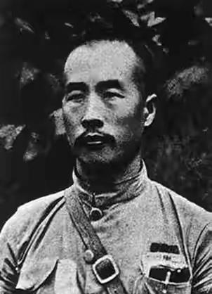 韩复榘被枪决时，身中7弹（头部2弹，身上5弹）。蒋介石知道后，训斥戴笠：“我说过