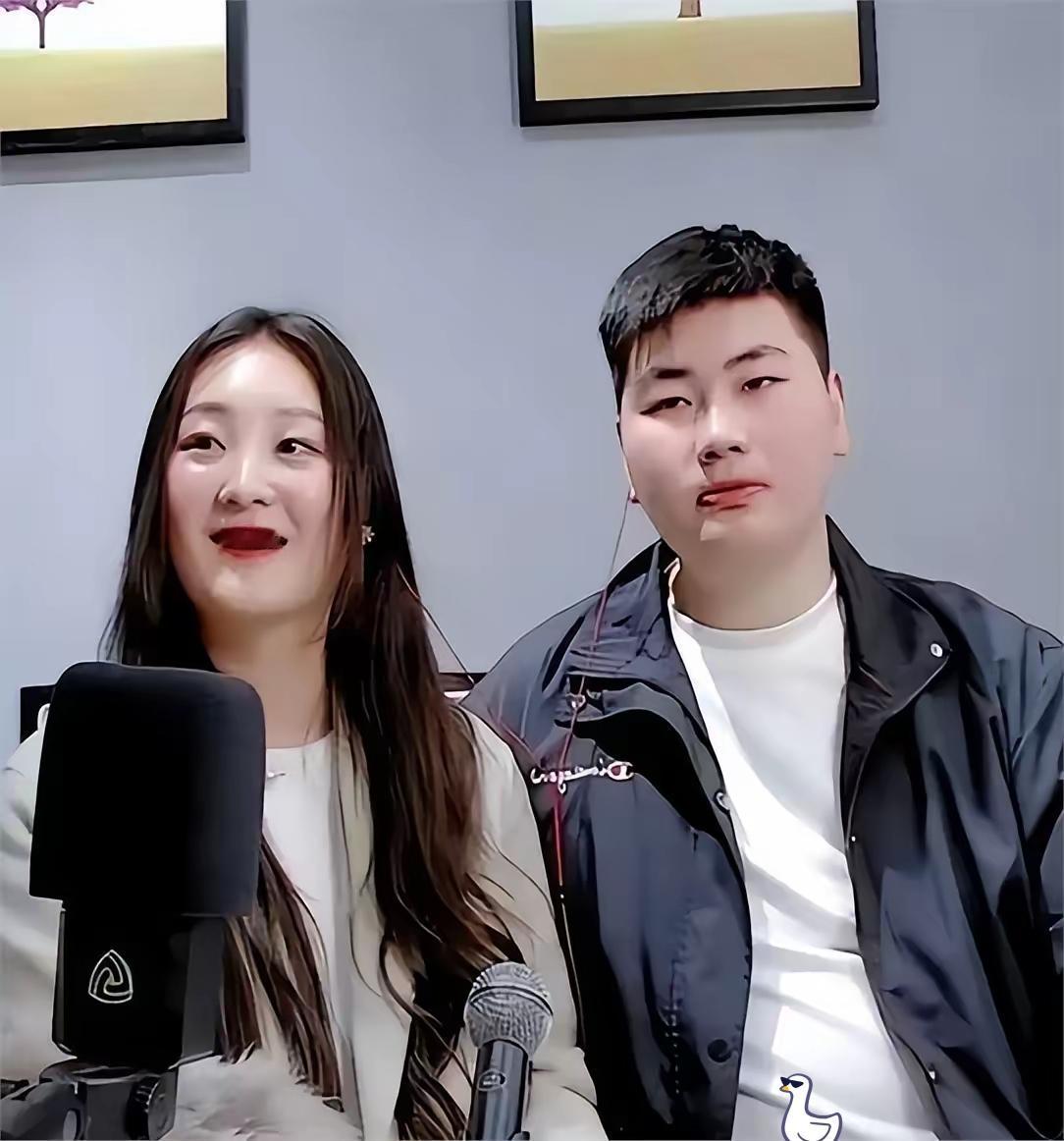 刚听说，陈亚男在杭州的服装店倒闭清仓时，一个提前离职的店员摇头叹气：“外面都说她