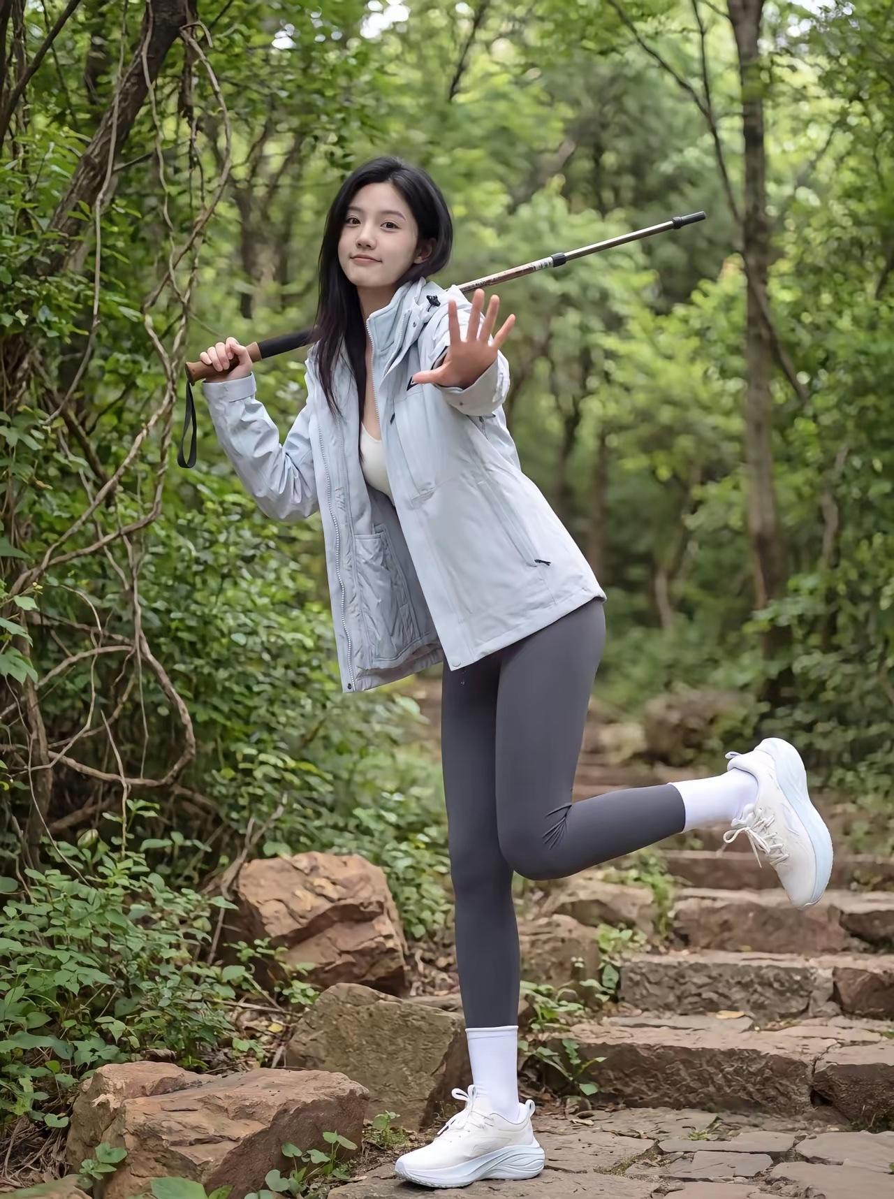 我很想和这样的女子去爬山，为什么就是碰不到呢。