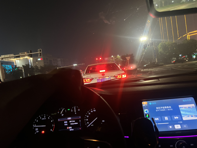 别克君威的油耗什么都好就是油耗大离谱