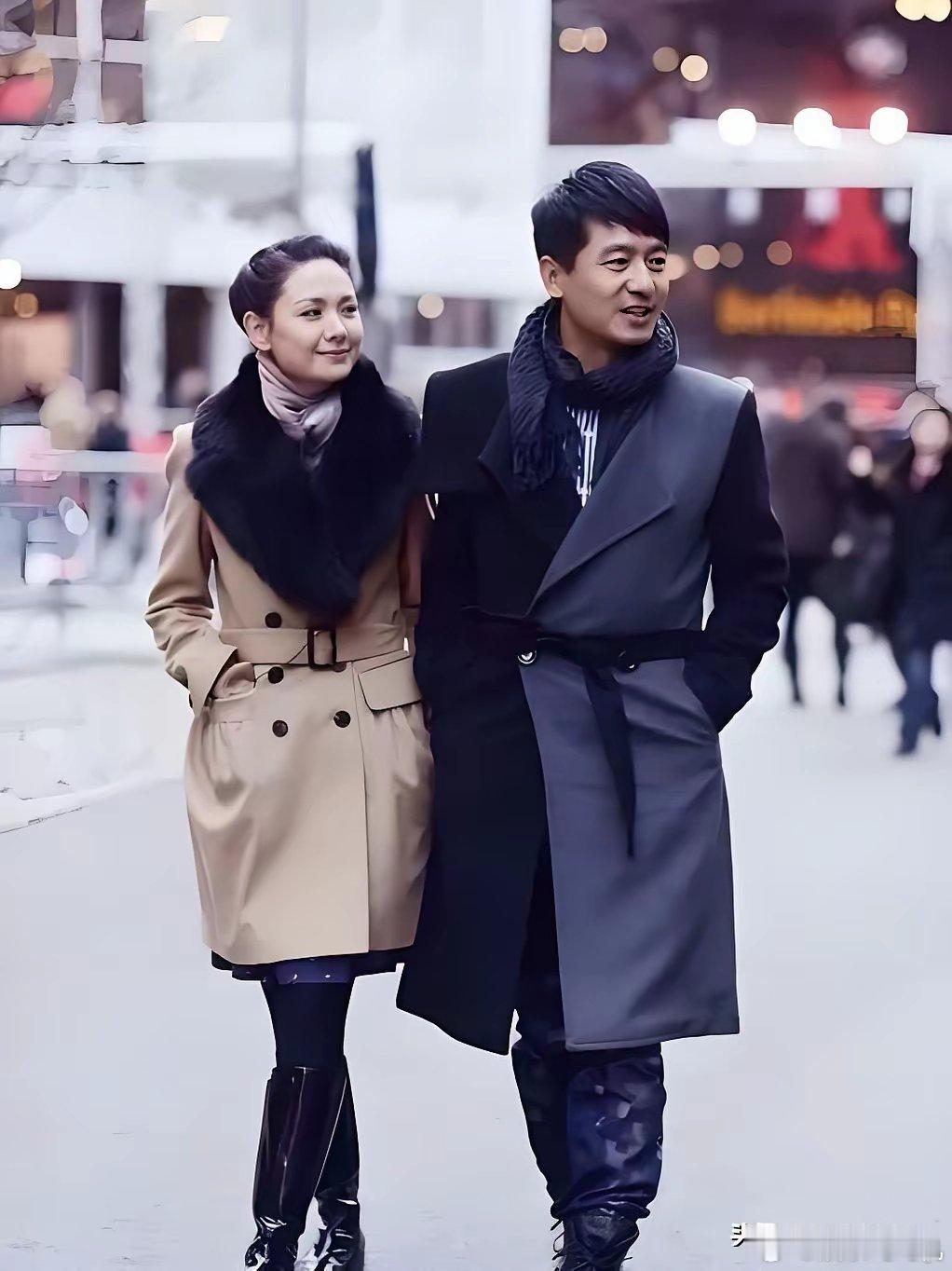 演员郭晓冬说：“我上半生做对两件事，一个是来北京，二是娶了程莉莎。第一次见她觉得