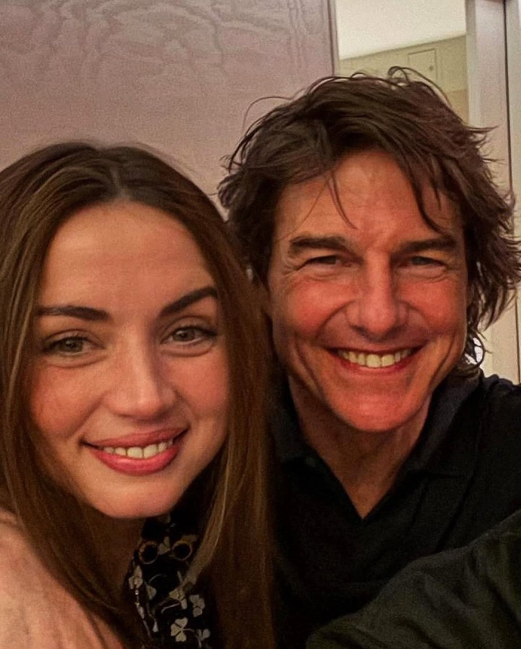 安娜不满阿汤哥控制欲太强及复杂的婚前协议而分手！阿汤哥“无法接受”安娜·德·阿玛