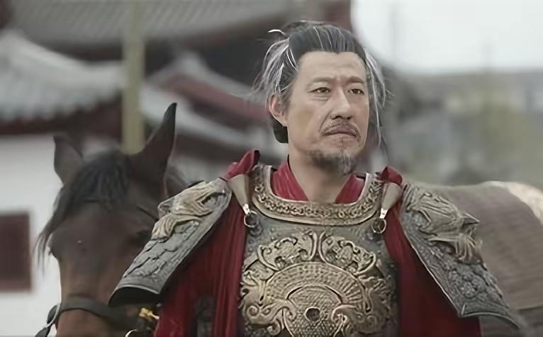 酒过三巡，宾客散去。这个刚刚把大唐从灭亡边缘拉回来的老将军，却把儿子关进书房，压