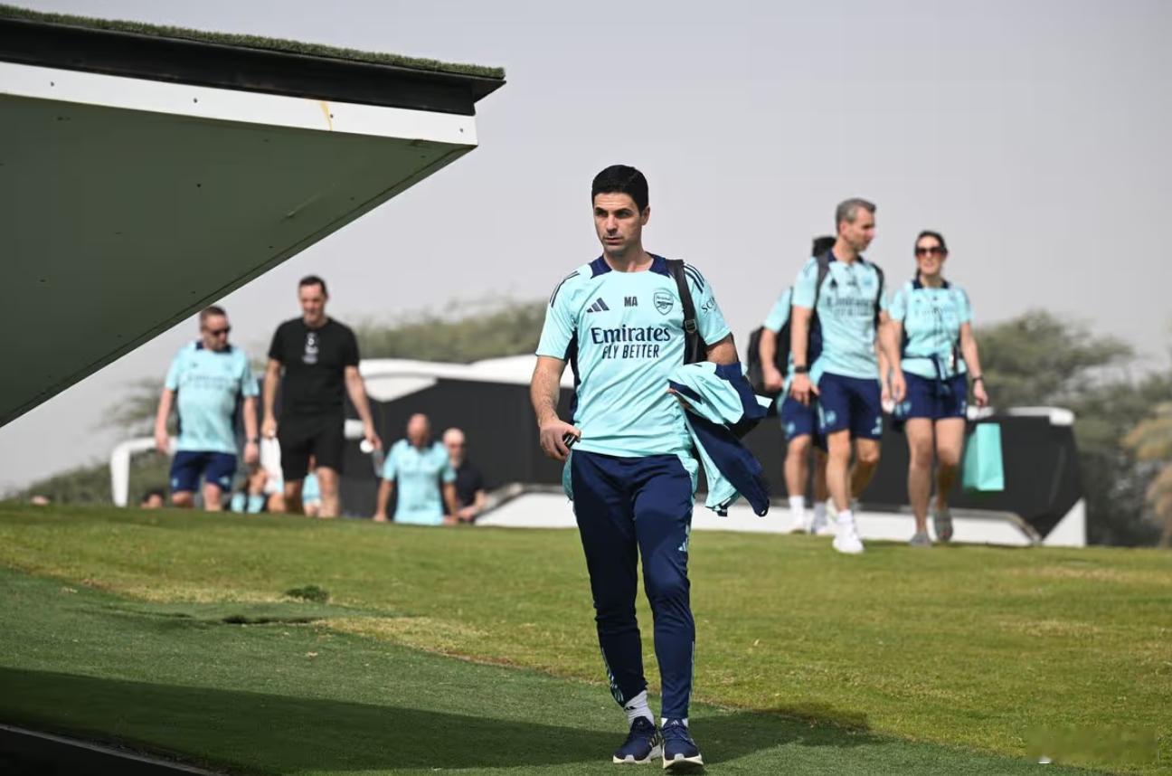 阿森纳阿森纳自12月15日以来，2个多月，第一次周中没有比赛，球队终于可以好好