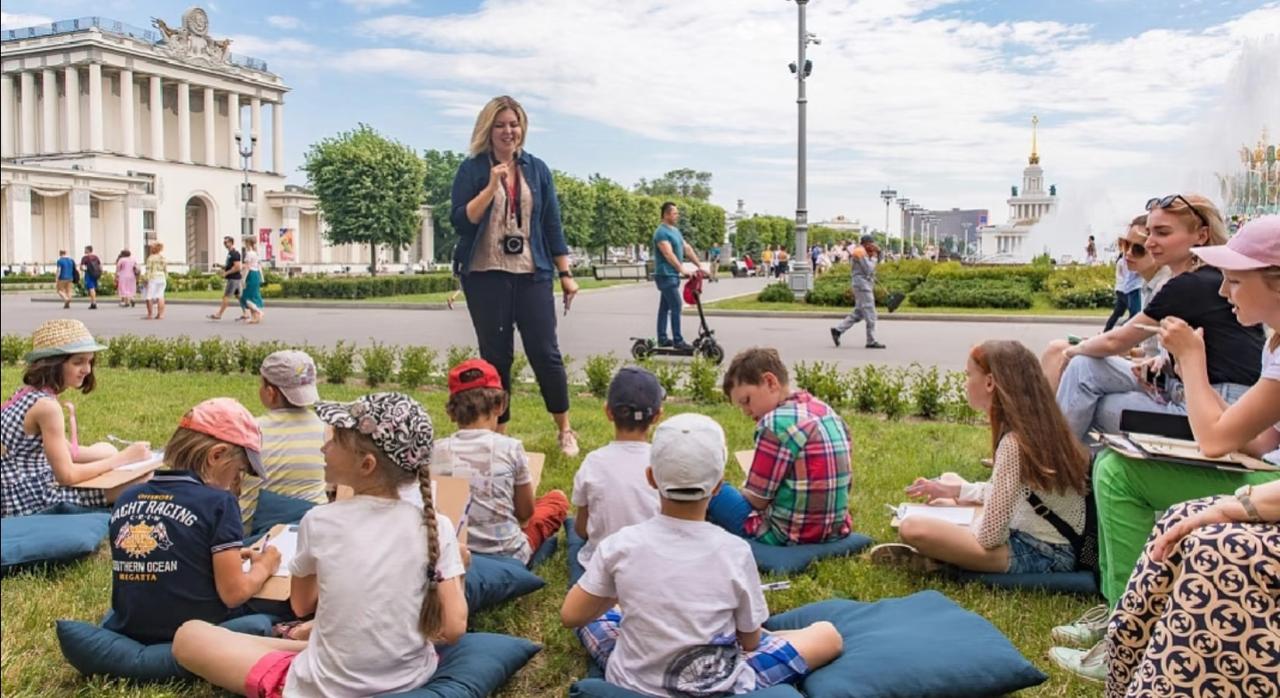 我刚刷到个新闻，直接给我看愣了。俄罗斯派了6个高中生，跑到咱们山西太原，参加的