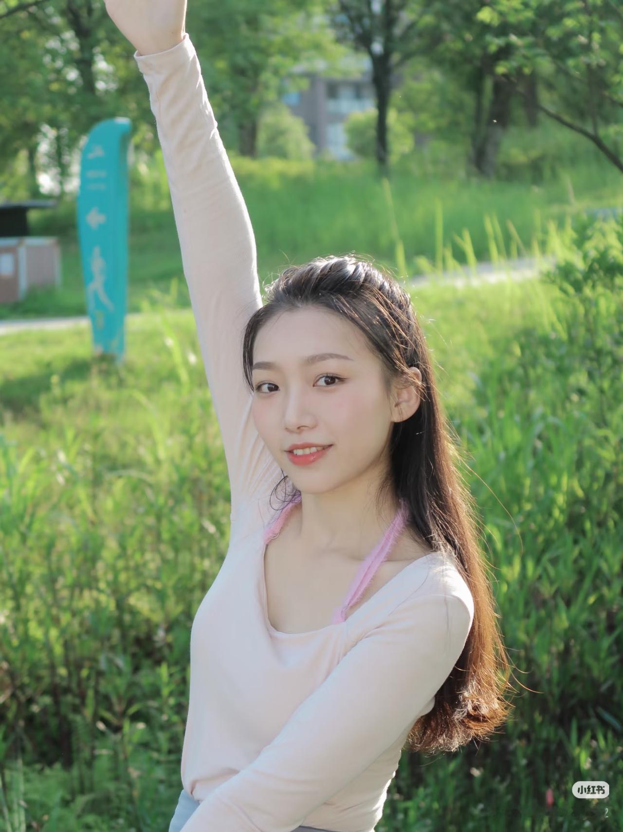 绿野仙踪里，笑语盈盈处。