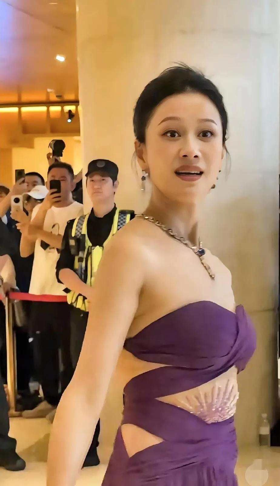 你也许不认识我，但你小时候一定看过我的广告！哈哈哈，倪虹洁应该也发一条这