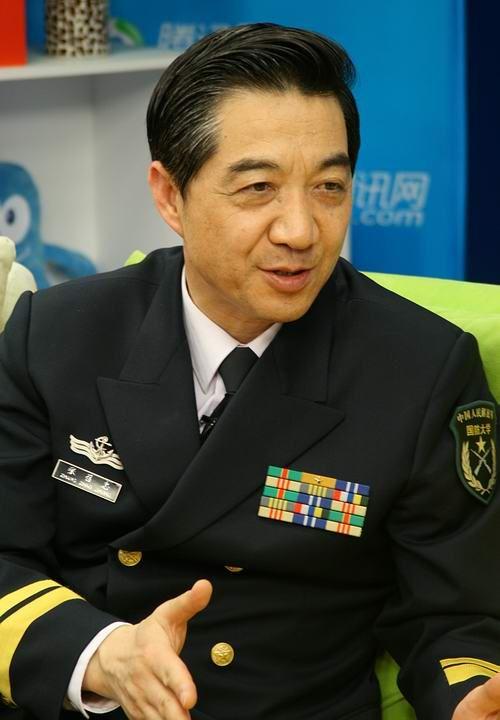 谢谢你张召忠！你真是伟大预言家！2015年你就说过：“美国啥也不干，让中国追，2